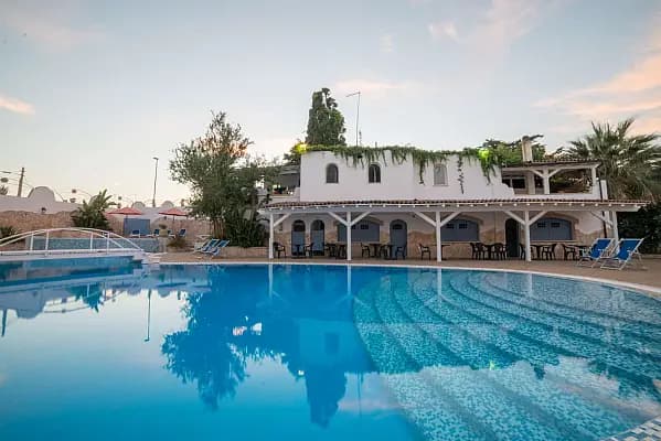 Mapo Hotel Club Perla