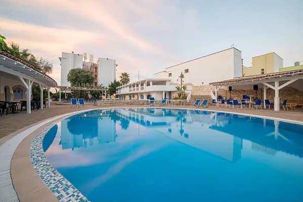 Mapo Hotel Club Perla